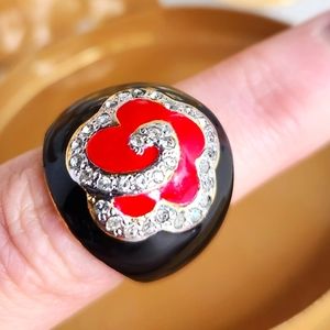Statement ring 7 black enamel with Jewels around a red enamel flower & gold band